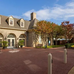 Hotel Marriott's Manor Club At Ford's Colony