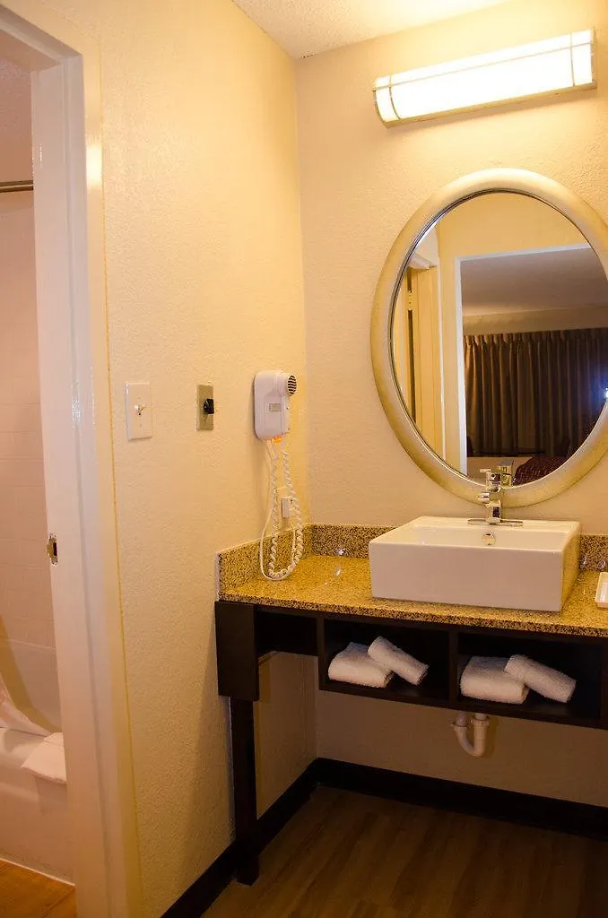 ** Motel Red Roof Inn Williamsburg Stati Uniti
