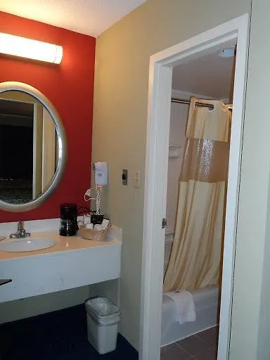 Red Roof Inn Williamsburg 2*,  United States