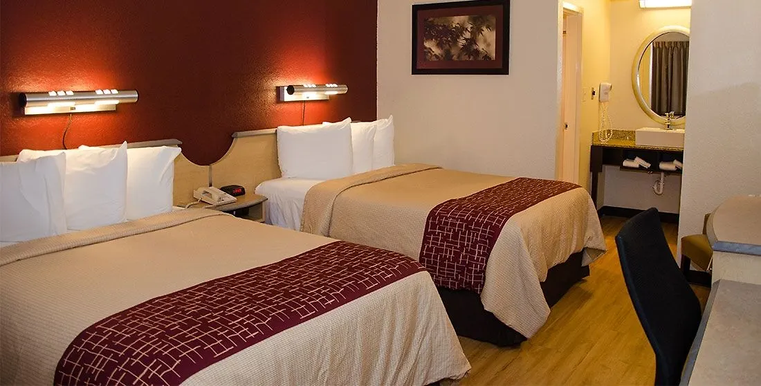 Red Roof Inn Γουίλιαμσμπεργκ 2*,
